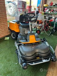 Trattorino rasaerba piatto frontale stiga