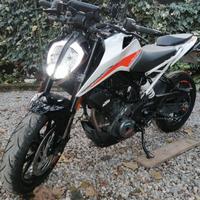 KTM 390 DUKE