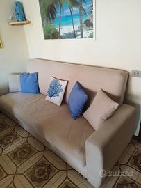 Divani letto e Armadio 6 ante