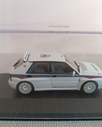 LANCIA DELTA HF MARTINI 6 HPI RACING 1/43
