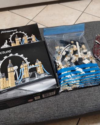 Lego 21034 completo di led 