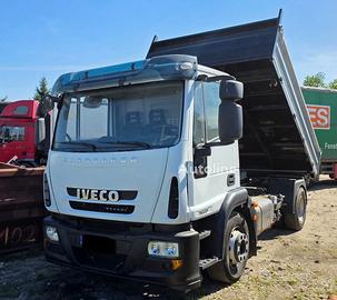 Iveco Eurocargo 120e21 ribaltabile trilaterale EUR