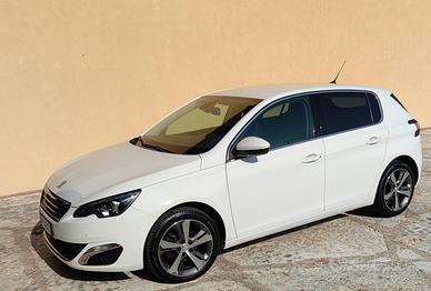 Peugeot 308 BlueHDi 120 CV