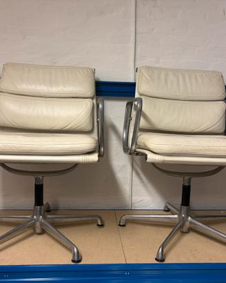 Poltrone EA 217 Charles Eames