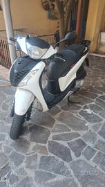 sh 125 2012 i