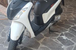 sh 125 2012 i