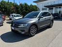 volkswagen-tiguan-2-0-tdi-dsg-business-bluemotion