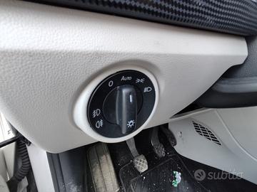 Interruttore fari VOLKSWAGEN UP! del 2017