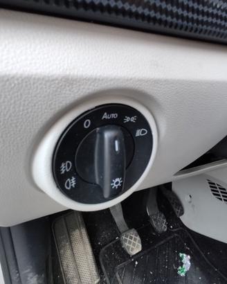 Interruttore fari VOLKSWAGEN UP! del 2017