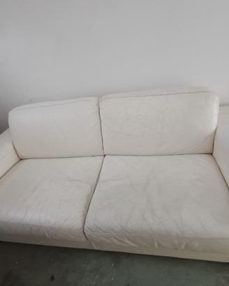 divano in Pelle bianco