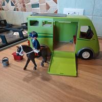 Playmobil furgone per il trasporto dei cavalli