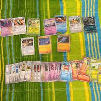 Pokemon Evoluzioni Prismatiche Lotto 65 Carte