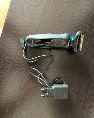 Braun rasoio elettrico Wet & Dry con caricatore