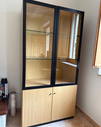 Credenza moderna