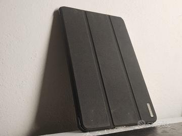 Huawei MatePad 2K 2000×1200 con cover rigida DUX