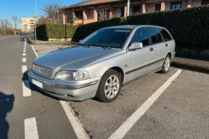 Volvo V40  2000 2.0 16V