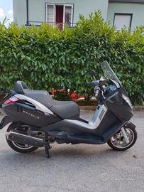 Scooter Peugeot Satelis 400