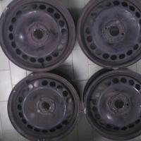 4 cerchioni ferro diametro 15 Opel Corsa o simili