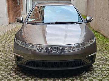 Honda Civic 2.2 i-CTDi 5p. Excl. LH i-P DPF LE