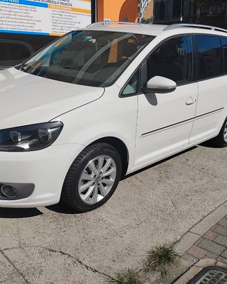 Volkswagen Touran 1.4 tsi Highline 140cv dsg 7 pos