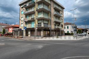 Locale commerciale o ufficio Castelfranco di Sotto