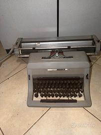 Macchins da scrivere olivetti lineat 88