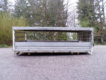 CASSONE 4 X 2 M PER NISSAN CABSTAR TL0 2000