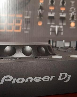 Pioneer DJ Console DDJ-FLX4