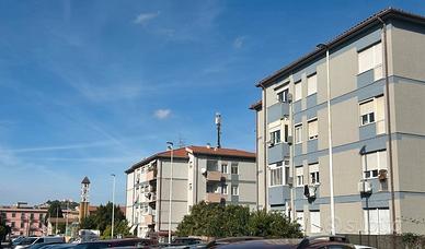 Cagliari, adiacenze Viale Ciusa,ascensore e p.auto