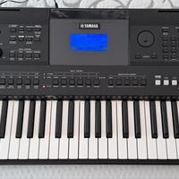 Tastiera Yamaha PSR E453