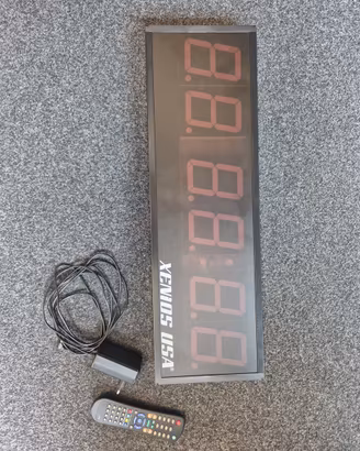 Timer Xenios da muro per palestra