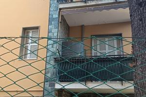 Stanza per studentesse in grande appartamento