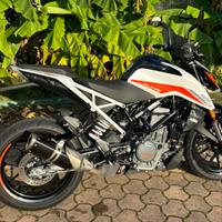 KTM 390 Duke - 2022