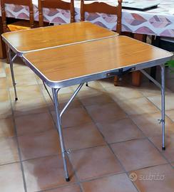 tavolo da campeggio e barbecue 