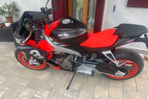Aprilia tuono 660