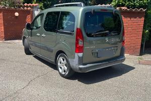 auto perfetto non c'è nessuna problema