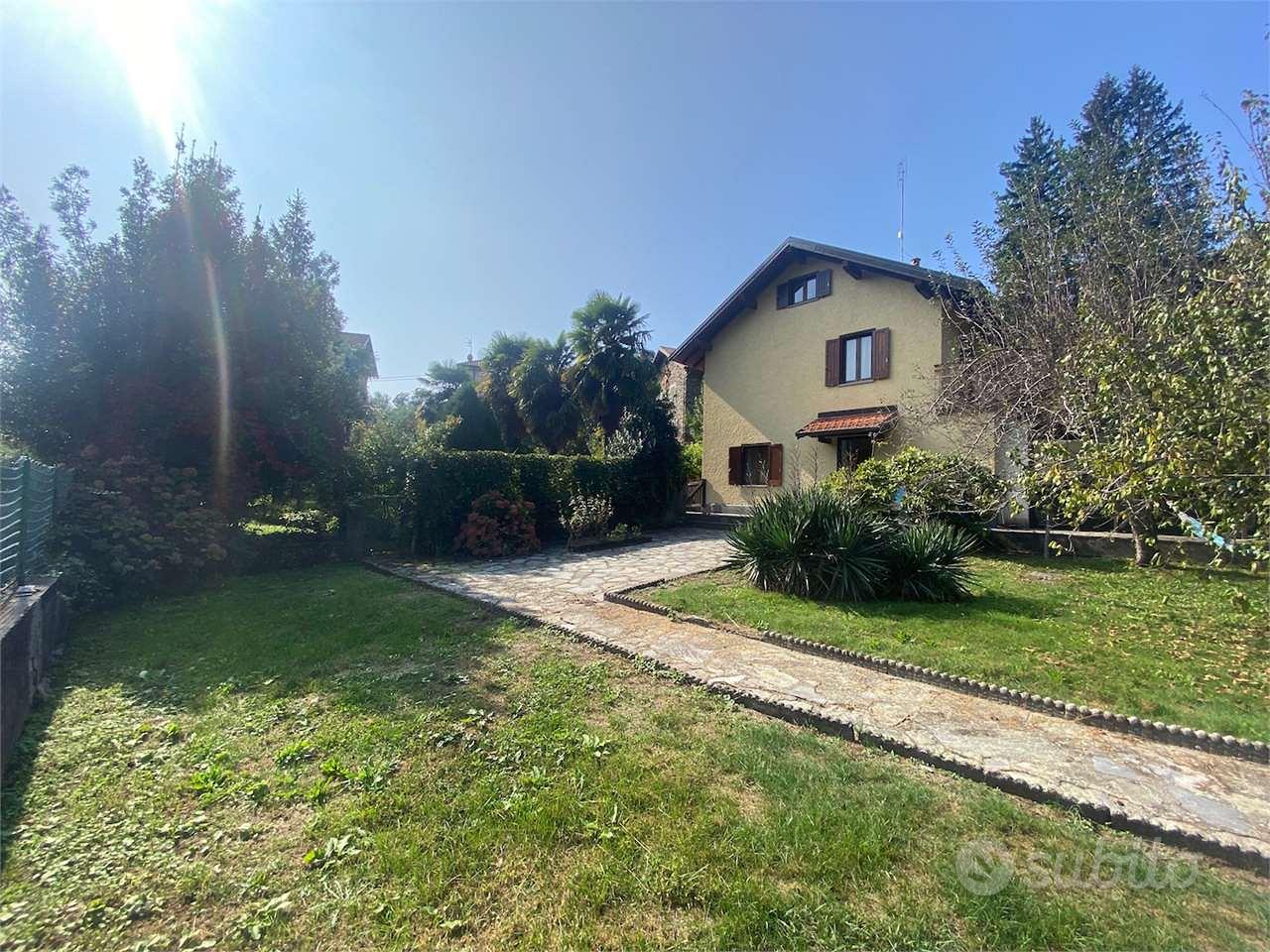 Villa con dependance - Vista 2