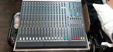 ALLEN HEATH GL2200 