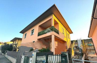 PORZIONE DI BIFAMILIARE A MONTECATINI-TERME