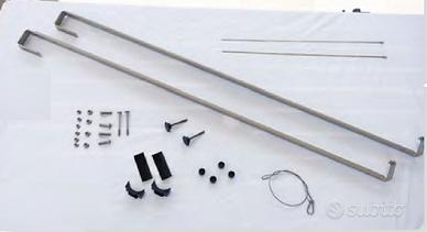 Ganci reg.li da balcone per pannello fotovoltaico