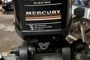 MERCURY 25 XD e JOHNSON 25J