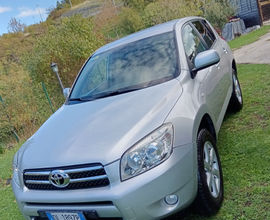 Rav 4 benzina GPL automatica euro 9500