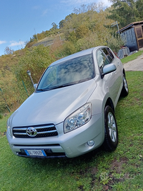 Rav 4 benzina GPL automatica euro 9500