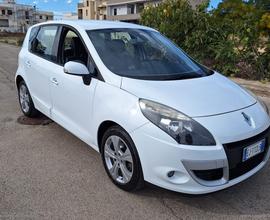 RENAULT Scénic X-Mod 1.5 dCi 110 CV EDC Luxe