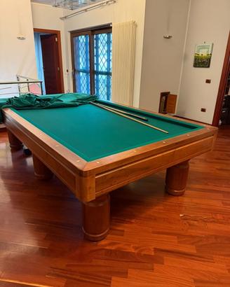 Biliardo con accessori