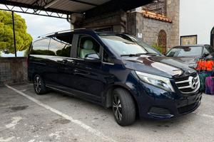 Mercedes calsse v 220