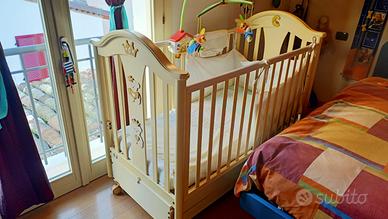 Lettino Pali in legno