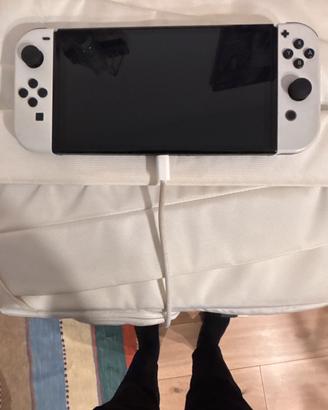 Nintendo switch oled 64gb +pokemon+everybodyswitch