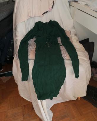 vestito verde in maglia 