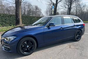 BMW 320d xDrive Touring Luxury – Automatica – 190 